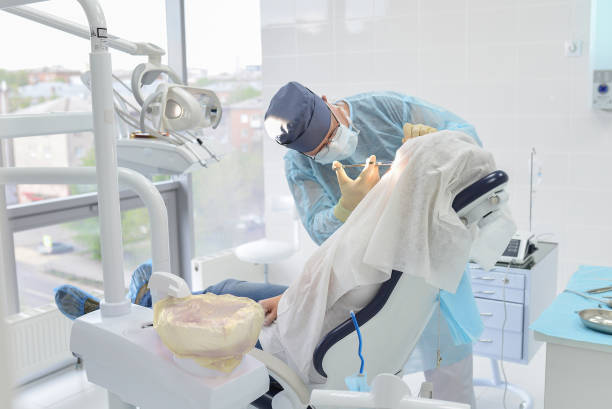 Best Cracked Tooth Emergency Dentist  in Garden Acres, CA